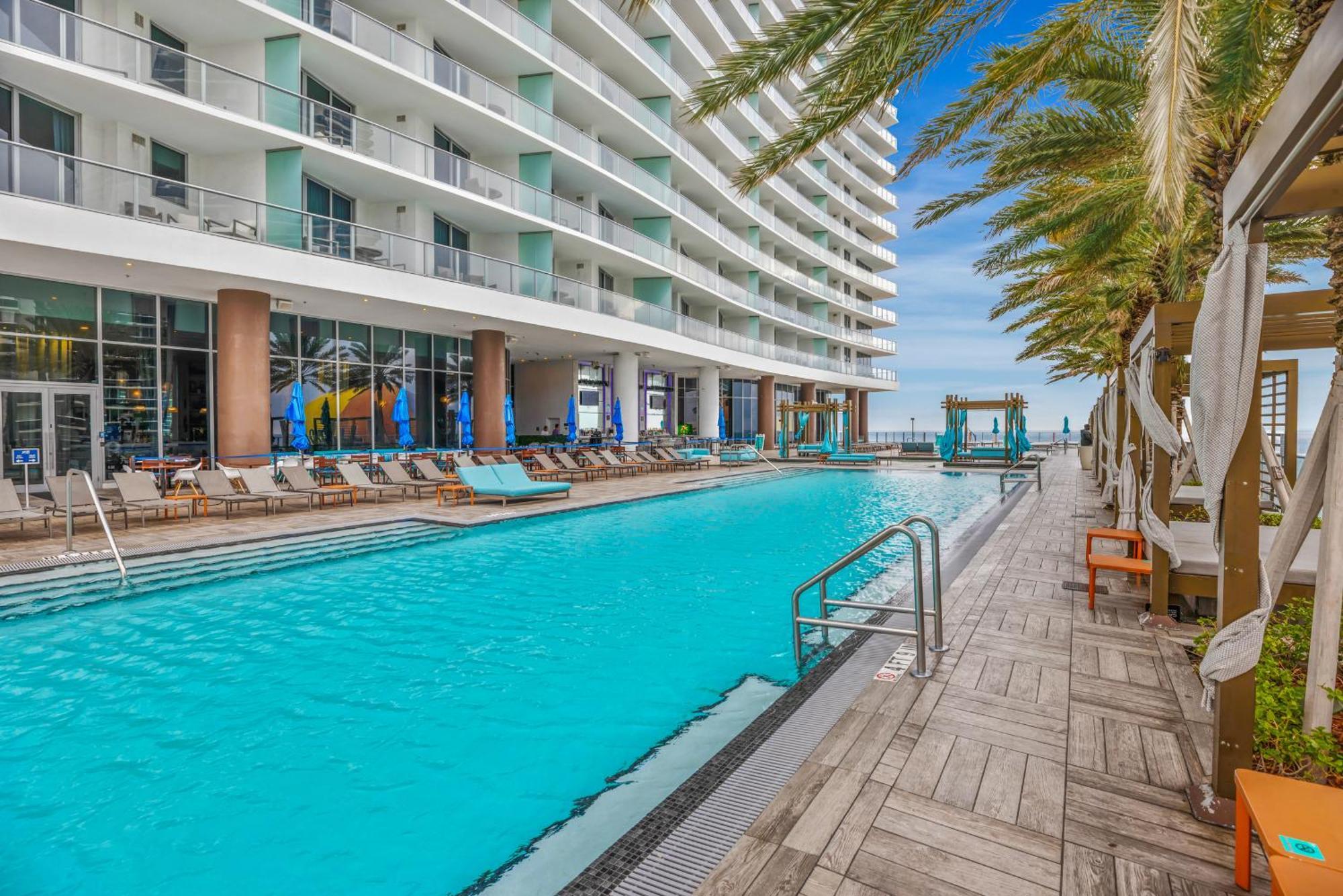 Wake Up To The Sound Of Waves In A Stylish Condo In A Luxury Resort Hollywood Exterior photo