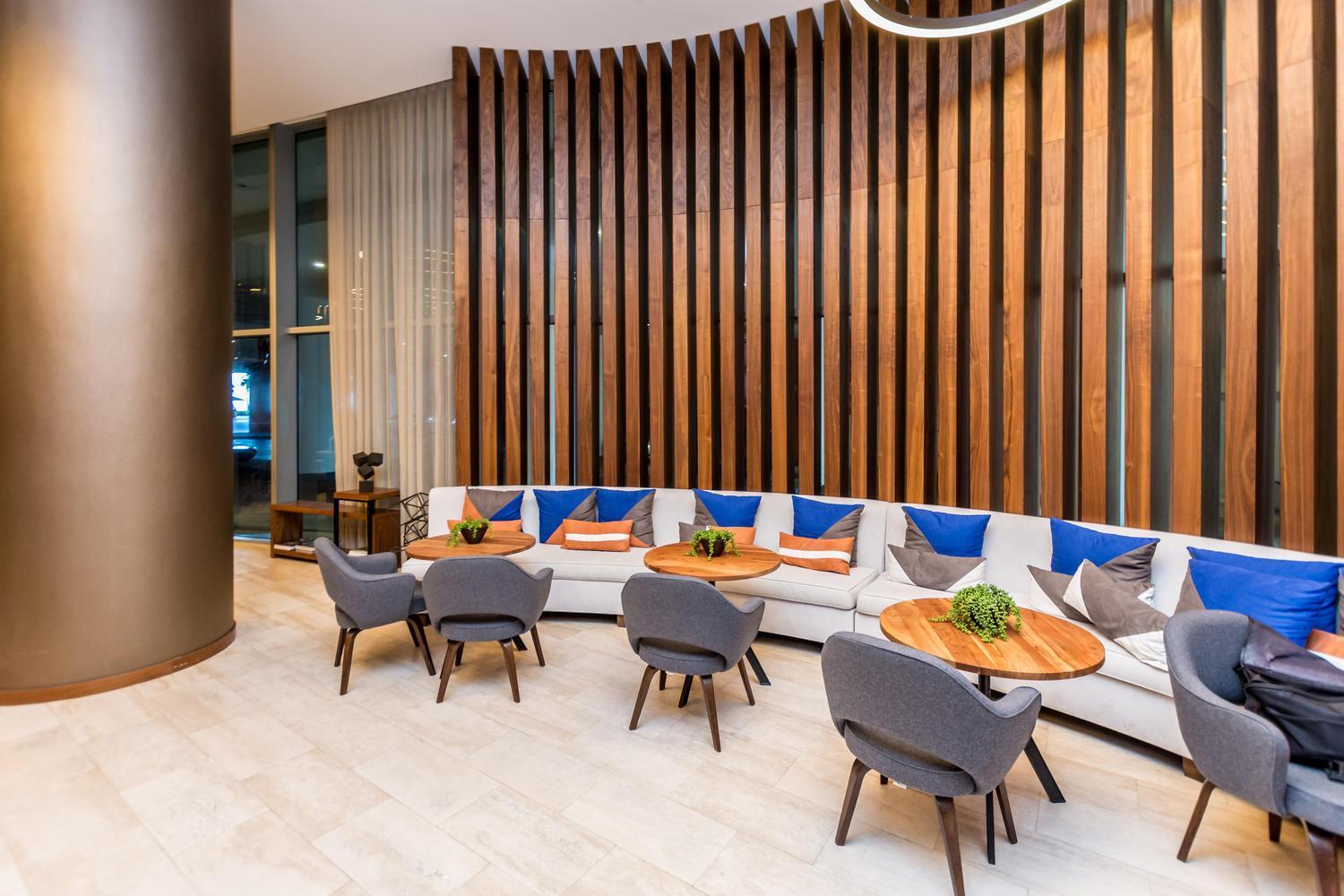Wake Up To The Sound Of Waves In A Stylish Condo In A Luxury Resort Hollywood Exterior photo